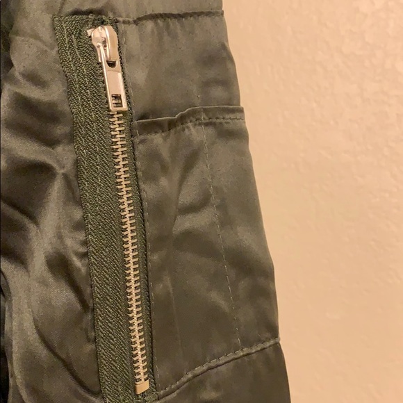 Last one‼️Bomber jacket - Picture 8 of 8